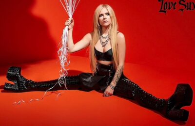 Avril Lavigne anuncia "Love Sux" con Mark Hoppus, MGK