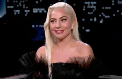 Lady Gaga se besó con Salma Hayek para 'House Of Gucci'
