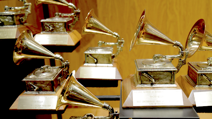 Los Grammy 2022 se posponen oficialmente